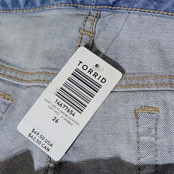 Torrid Mid Distressed Jean Shorts Womens Plus Size 26 NWT - Picture 8 of 10